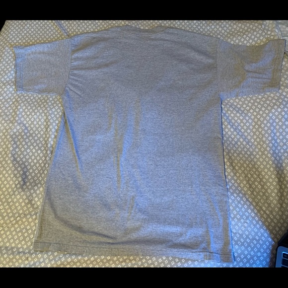 Vintage Walt Disney World Epcot Center Gray T shirt - Picture 4 of 4